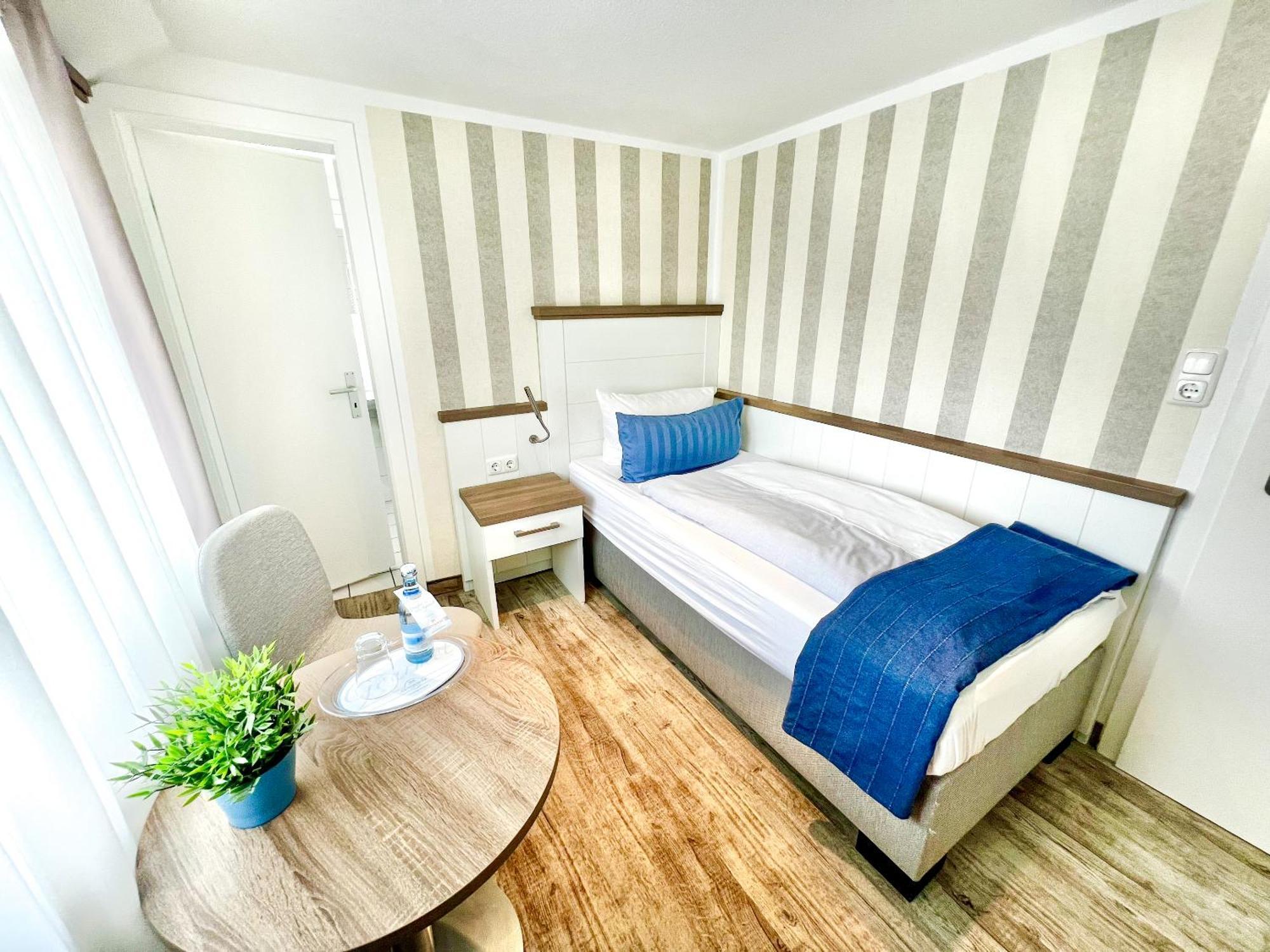 Hotel Zur Seemoewe Kirchdorf  Номер фото