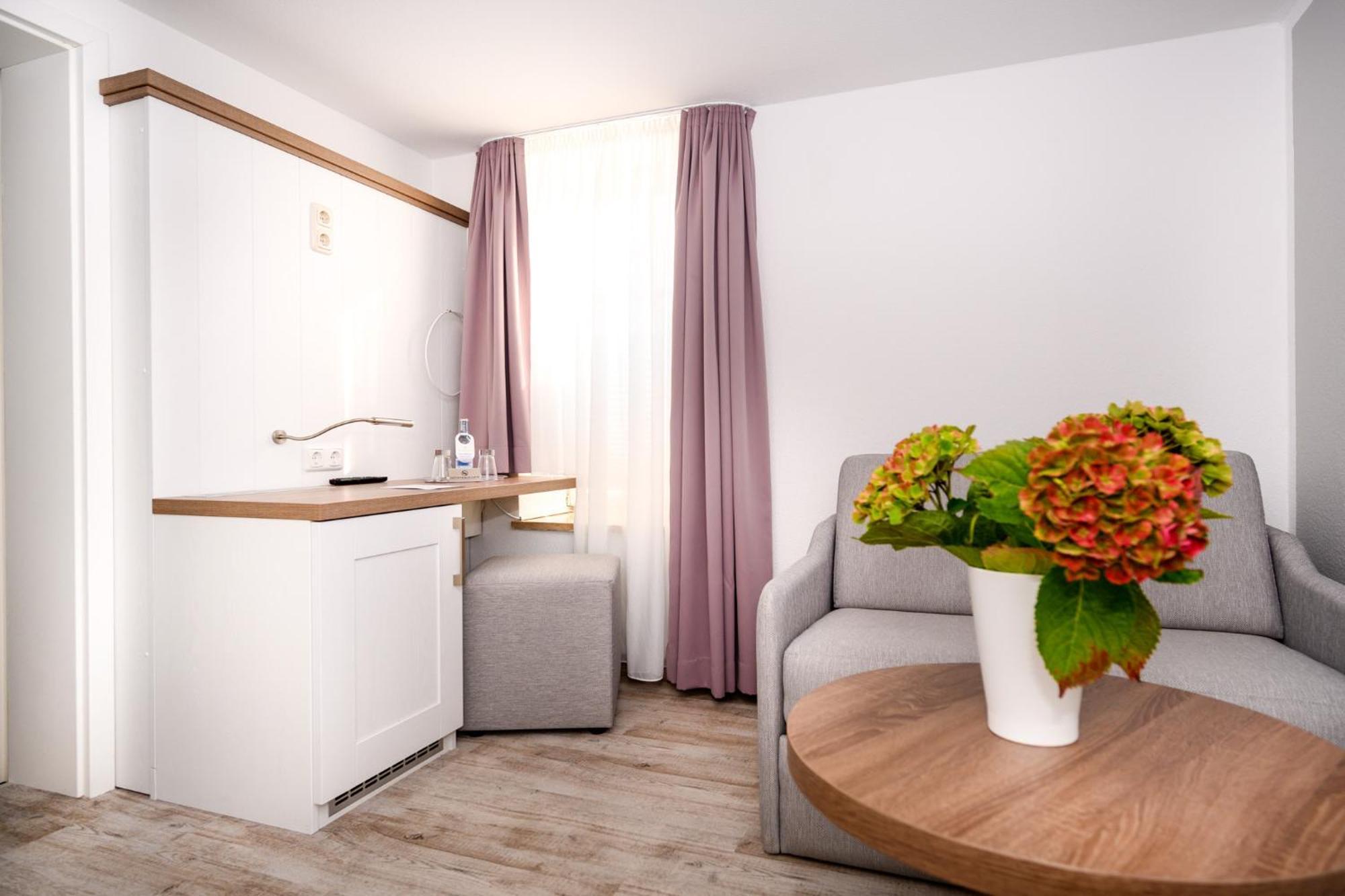 Hotel Zur Seemoewe Kirchdorf  Номер фото